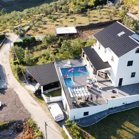 Moradia Activ Mar\vao فيلا ريال